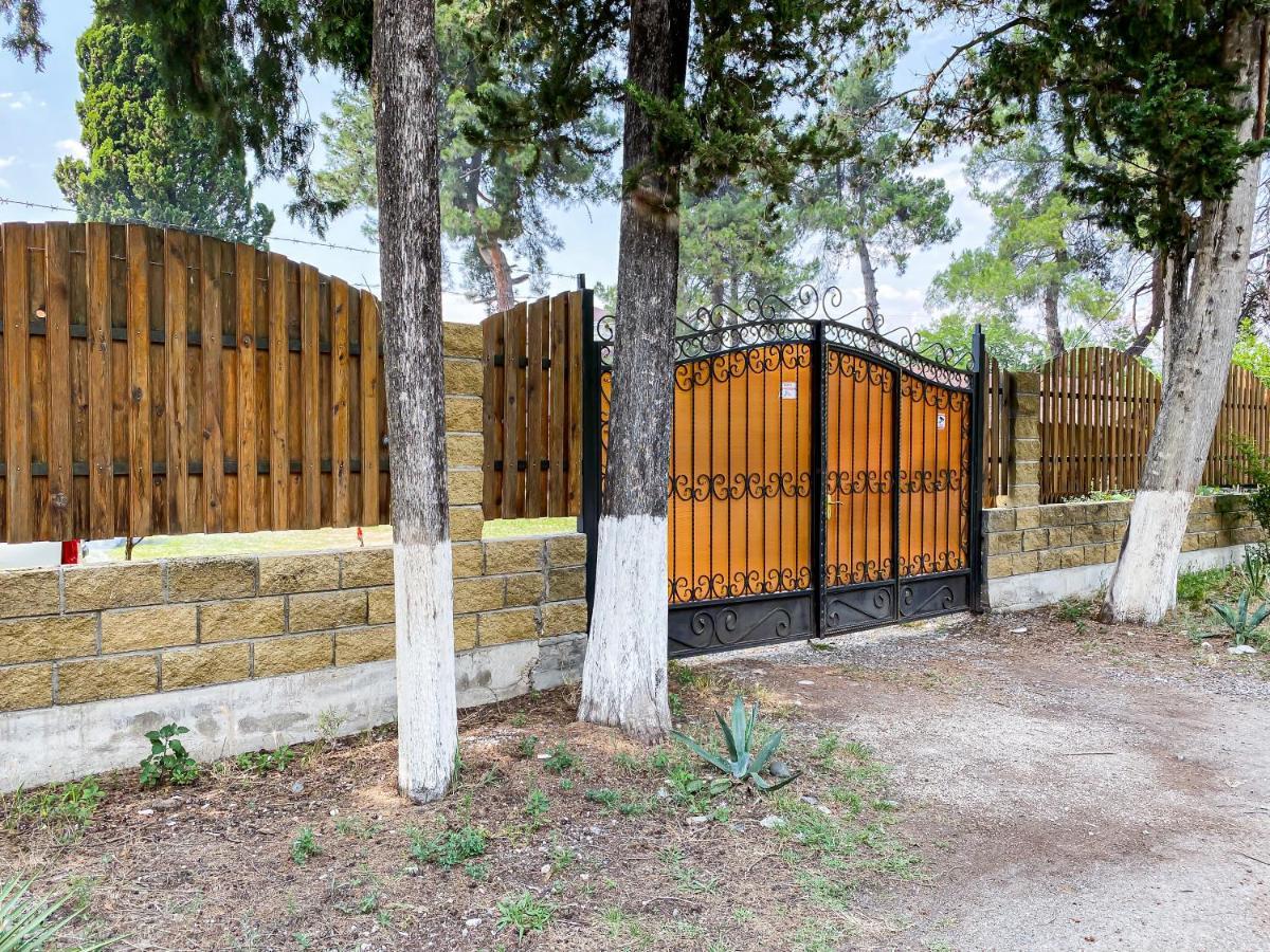 Guest House Harmony Πιτσούντα Εξωτερικό φωτογραφία
