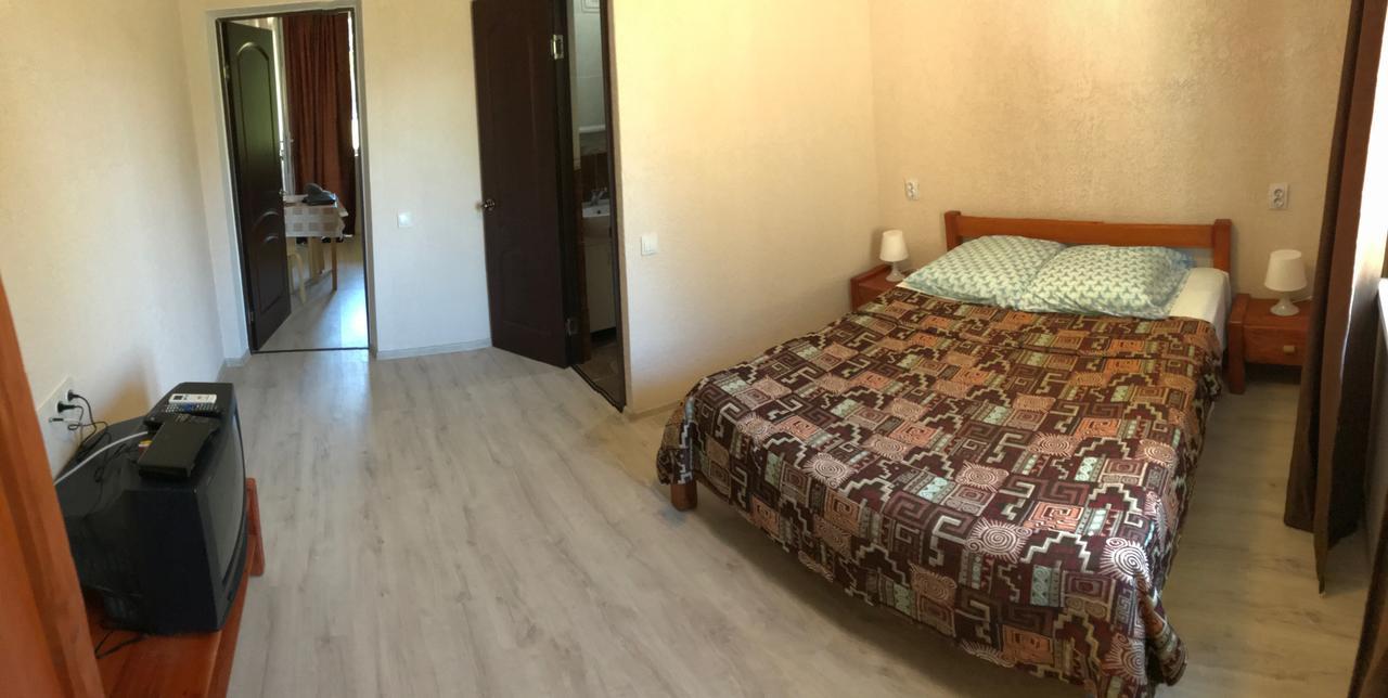 Guest House Harmony Πιτσούντα Εξωτερικό φωτογραφία